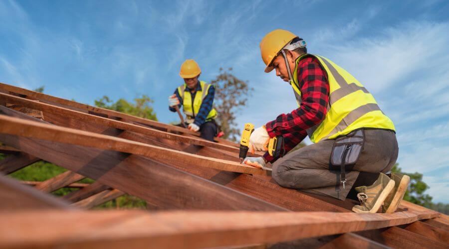 Professional Flat Roofing Installation services in Absarokee, MT